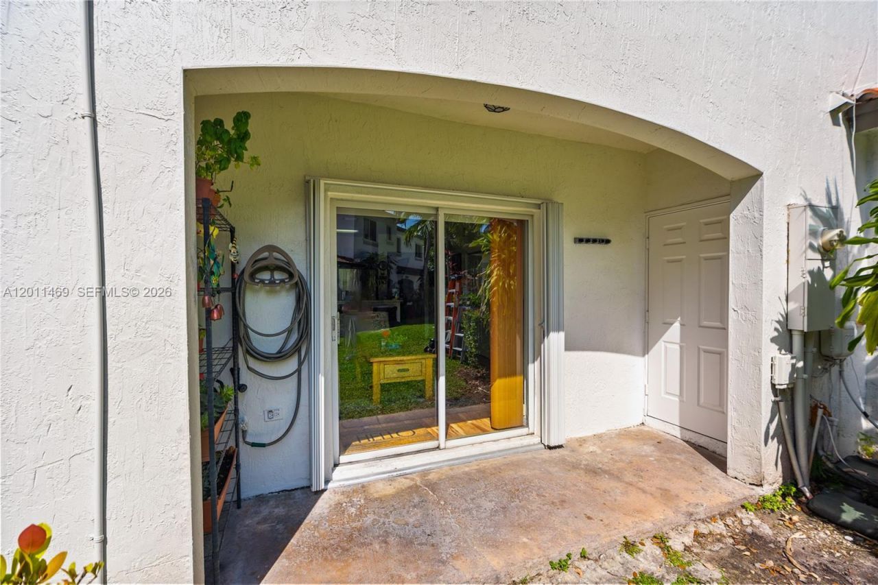 8430 SW 150th Ave , Unit 2, Miami, FL 33193 Photo