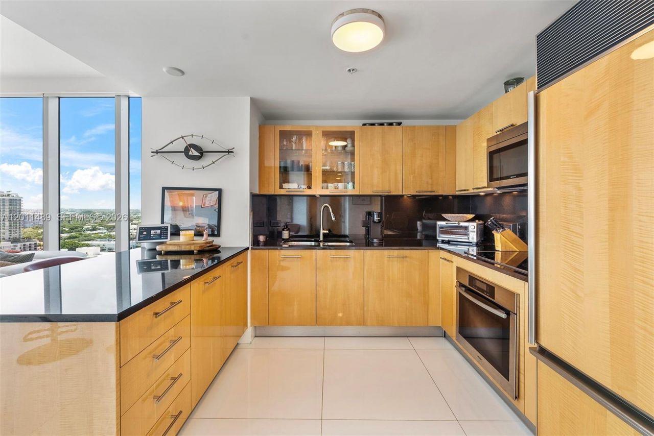 6899 Collins Ave , Unit 2004, Miami Beach, FL 33141 Photo