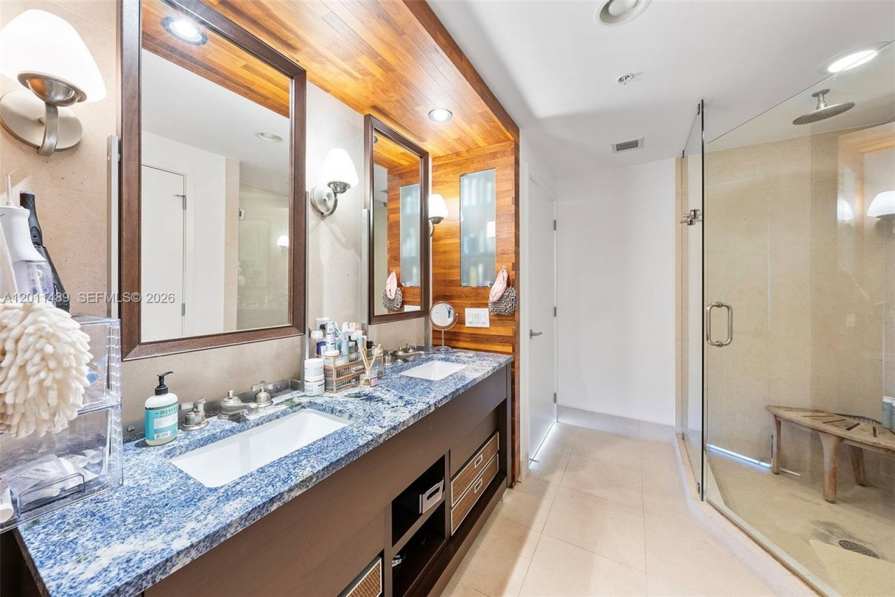 6899 Collins Ave , Unit 2004, Miami Beach, FL 33141 Photo