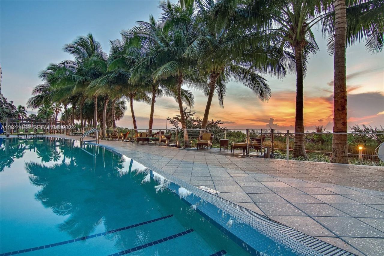 6899 Collins Ave , Unit 2004, Miami Beach, FL 33141 Photo