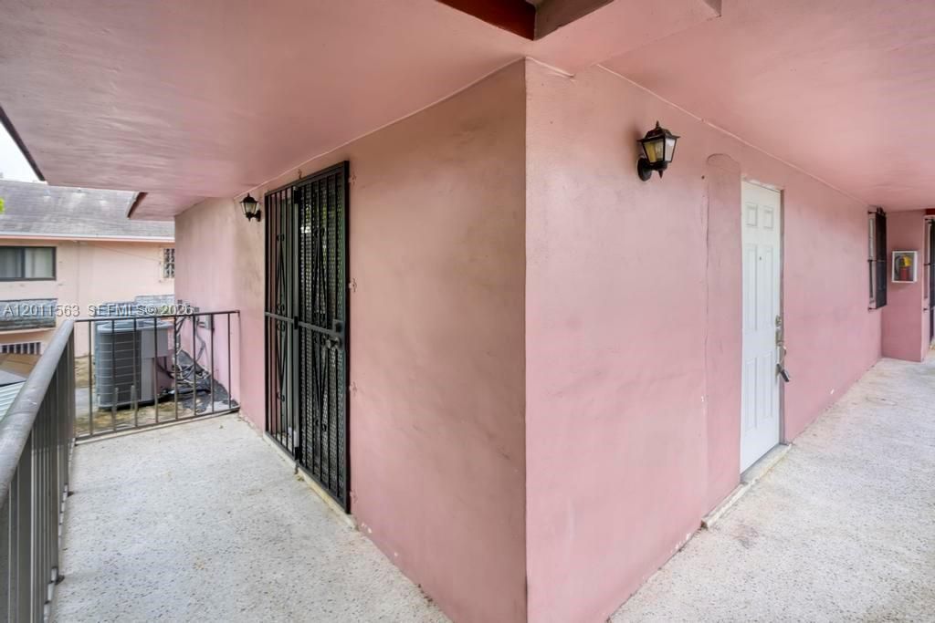 519 NW 10th Ave, Miami, FL 33136 Photo