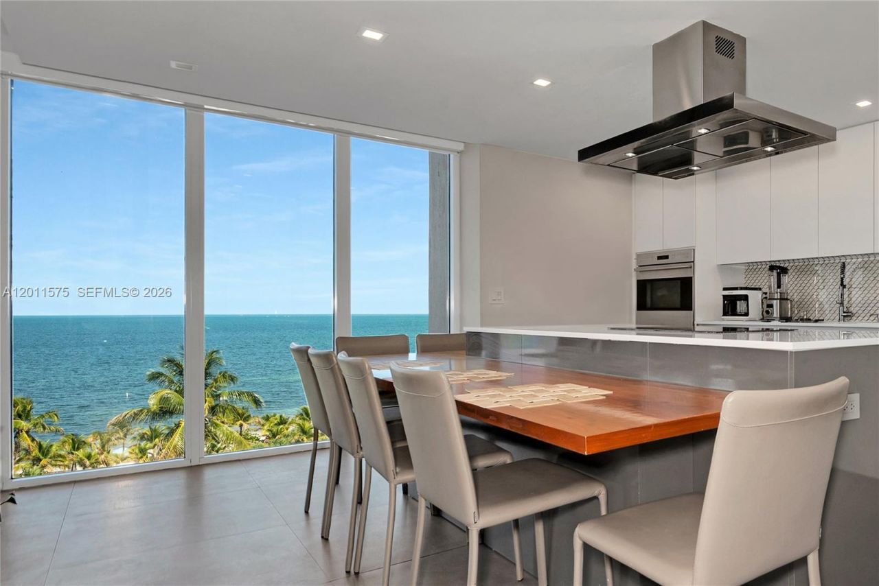 881 Ocean Dr , Unit 7D, Key Biscayne, FL 33149 Photo