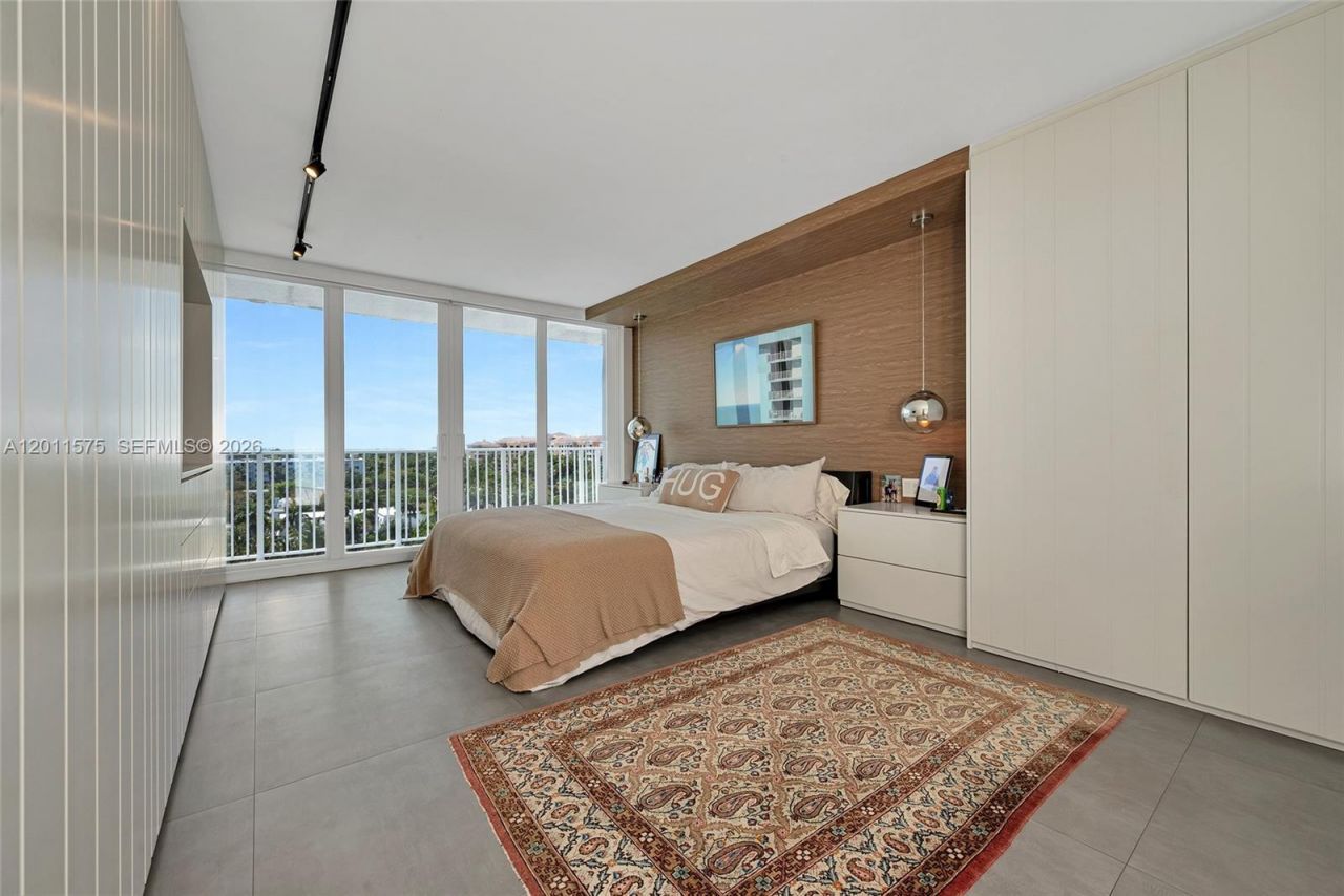 881 Ocean Dr , Unit 7D, Key Biscayne, FL 33149 Photo