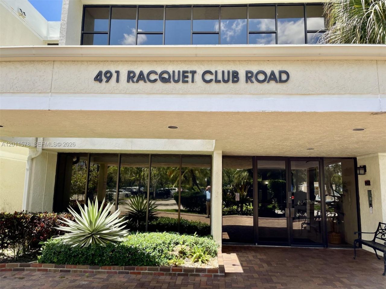 491 Racquet Club Rd , Unit 303, Weston, FL 33326 Photo