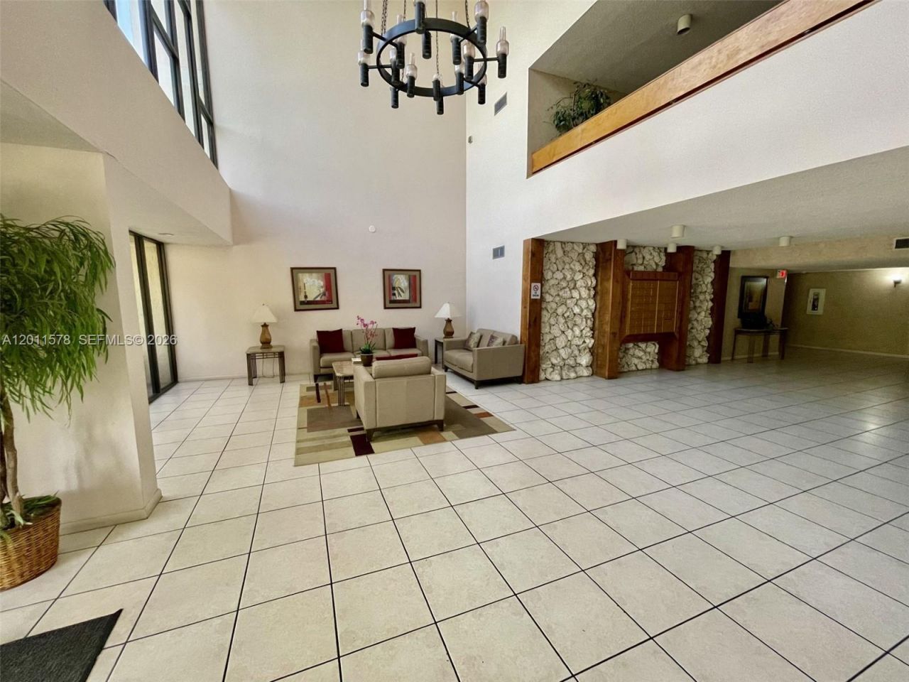 491 Racquet Club Rd , Unit 303, Weston, FL 33326 Photo