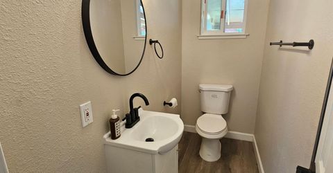 2225 Arliss Way, Sacramento, CA 95822 Photo