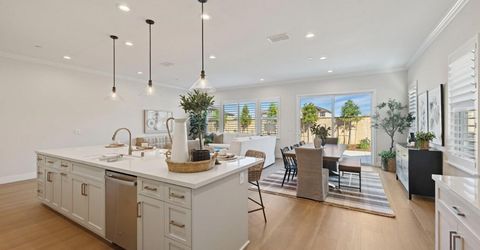 2252 Lyndon St, Lodi, CA 95242 Photo