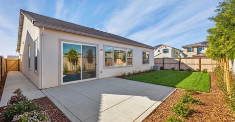 2252 Lyndon St, Lodi, CA 95242 Photo