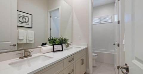 2252 Lyndon St, Lodi, CA 95242 Photo
