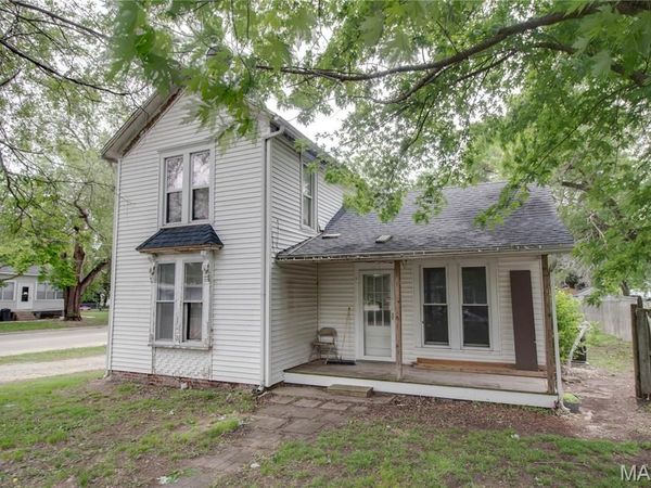335 E Market Street , Havana, IL 62644