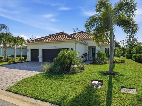 8368 Preserve Point DR, FORT MYERS, FL 33912