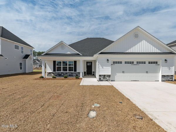 2011 Bluewater Boulevard , New Bern, NC 28562