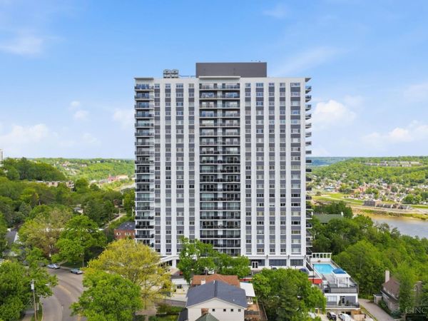 2200 Victory Parkway, Unit 1504, Cincinnati, OH 45206