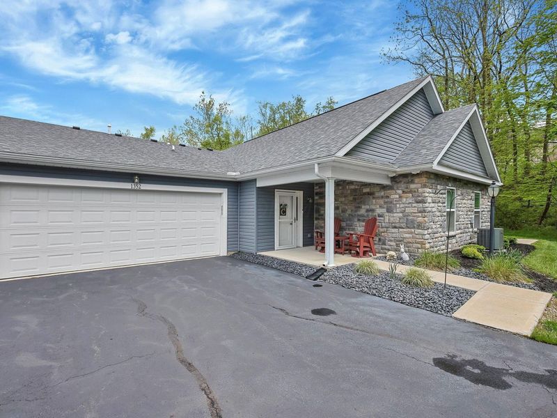 1352 Epworth Forest Drive , Lancaster, OH 43130 Photo 3