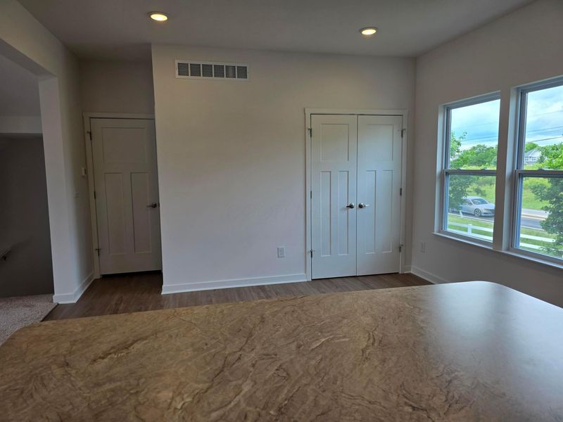 5594 Village Channel Drive, Canal Winchester, OH 43110 Photo 10