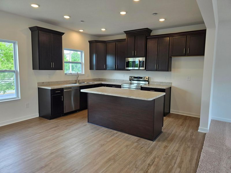 5594 Village Channel Drive, Canal Winchester, OH 43110 Photo 5