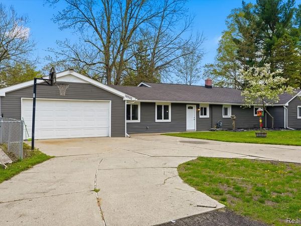 19200 Merriman Court, Livonia, MI 48152