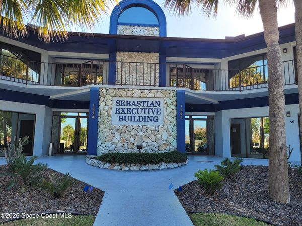 1623 Us Highway 1 , Unit 4, Sebastian, FL 32958