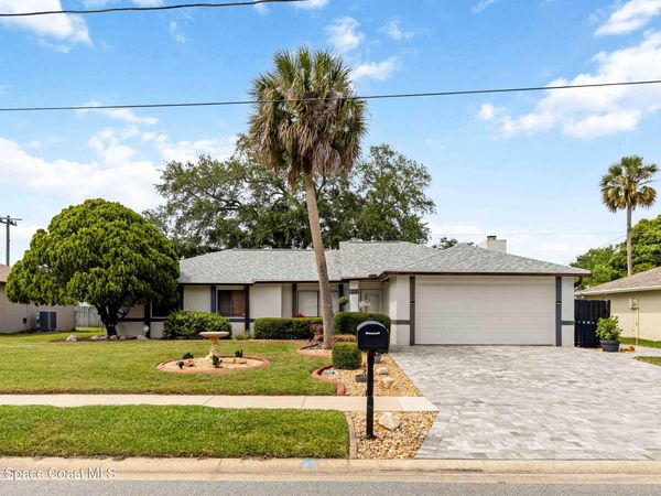 2415 Raintree Lake Circle , Merritt Island, FL 32953