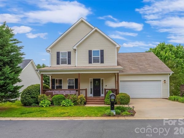 122 Fallen Spruce Drive, Asheville, NC 28806