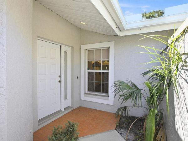 5576 COUNTRY CLUB WAY, Unit 5576, SARASOTA, FL 34243