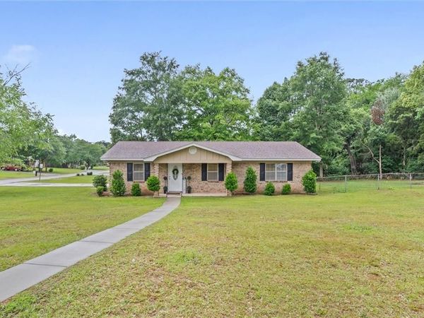 3054 Cottage Knoll Drive, Mobile, AL 36695