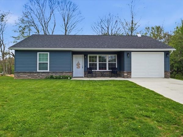 1630 Thistle Ct, Mansfield, OH 44907