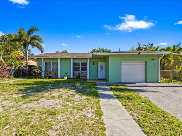 6880 Scott St , Hollywood, FL 33024