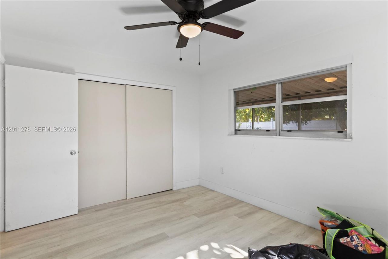 6880 Scott St, Hollywood, FL 33024 Photo