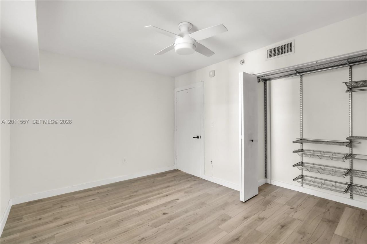 1401 Bay Rd , Unit 407, Miami Beach, FL 33139 Photo