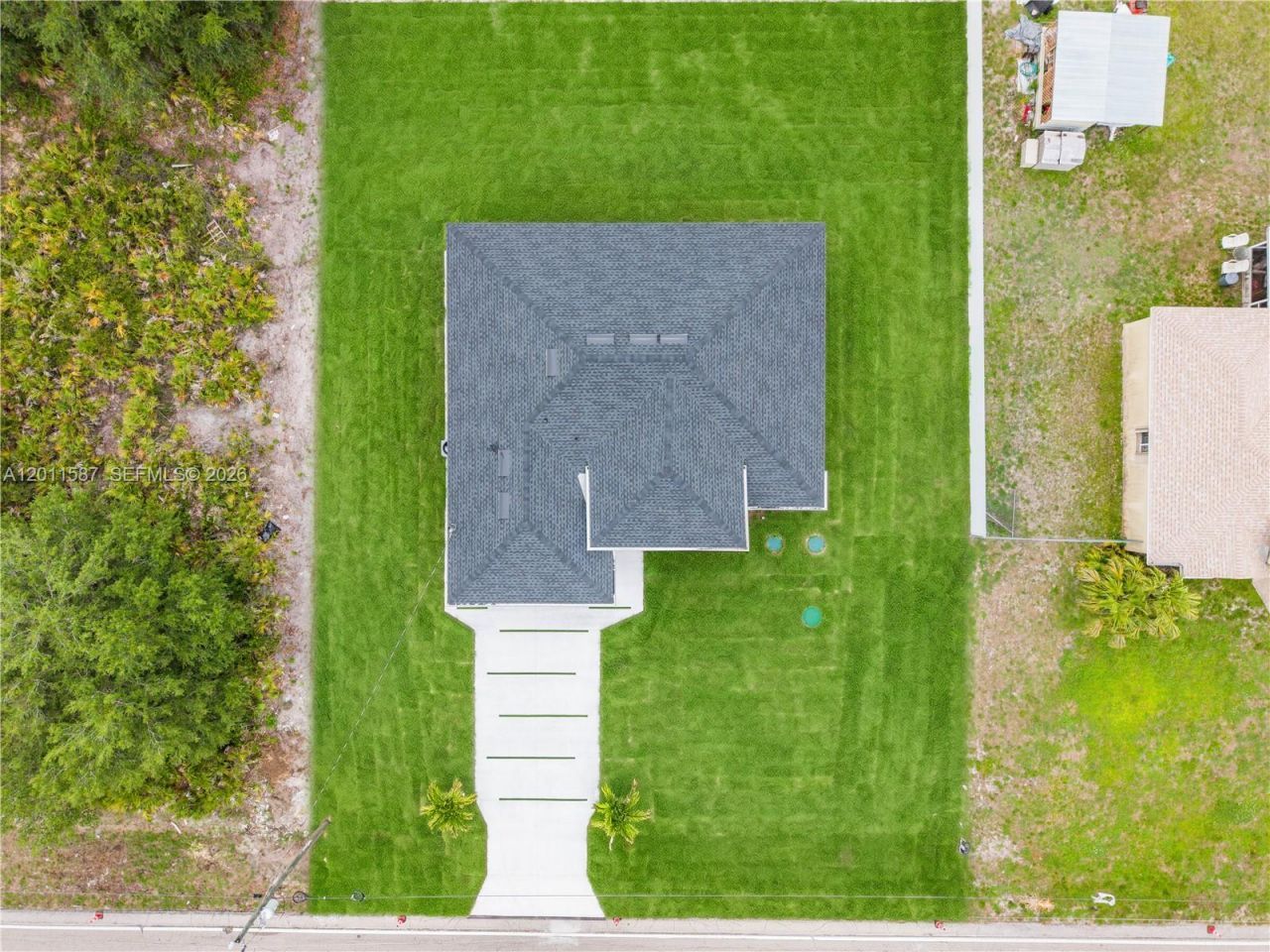1506 Richmond Ave N, Lehigh Acres, FL 33972 Photo