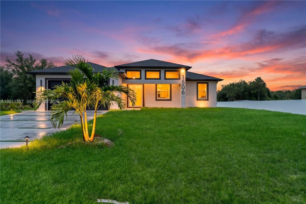 1506 Richmond Ave N, Lehigh Acres, FL 33972 Photo