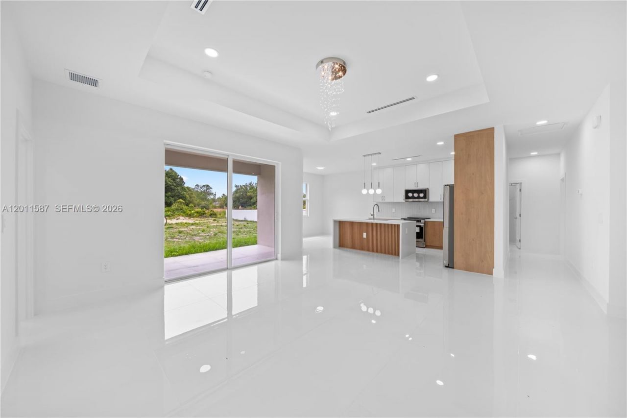 1506 Richmond Ave N, Lehigh Acres, FL 33972 Photo