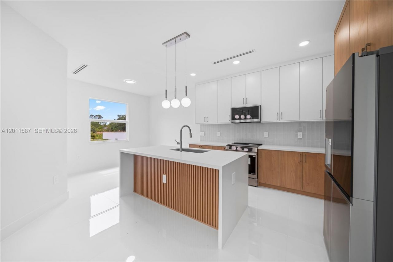 1506 Richmond Ave N, Lehigh Acres, FL 33972 Photo