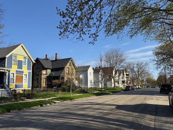 2409 1ST STREET, Milwaukee, WI 53212
