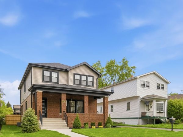 2262 W 109 Street , Chicago, IL 60643