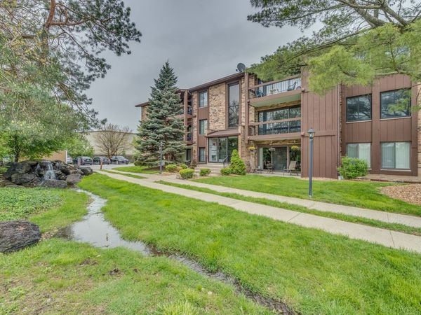 7505 175th Street, Unit 122, Tinley Park, IL 60477