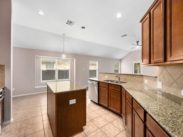 799 Clear Springs HOLW, Buda, TX 78610