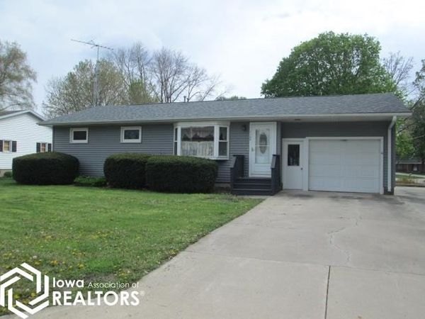 1104 1St Street SE, Belmond, IA 50421
