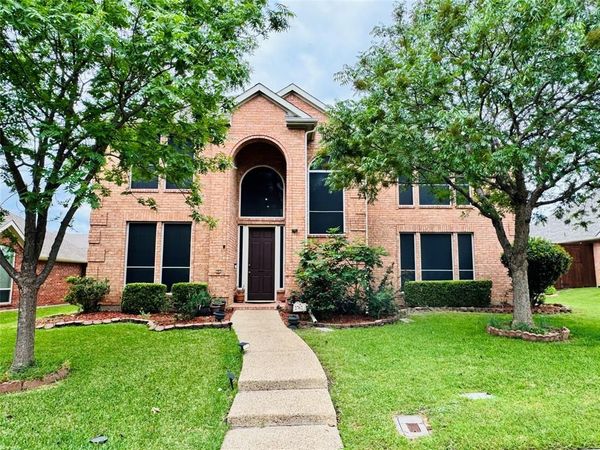 2762 Hillview Drive, Lewisville, TX 75067