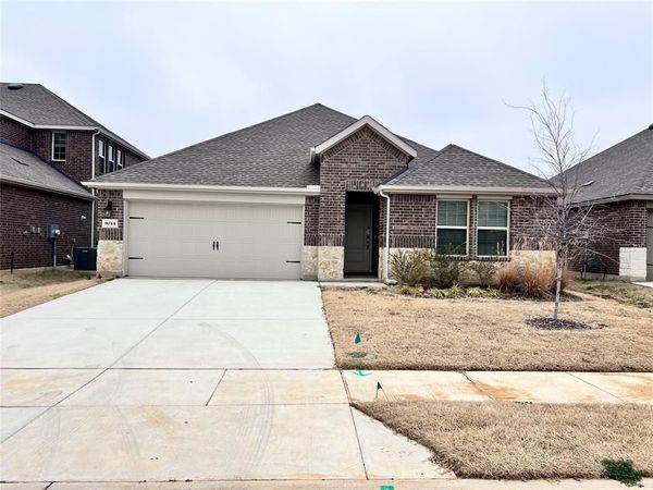 9713 Tinsley Street, Aubrey, TX 76227