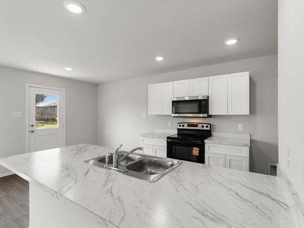 293 Victory Drive, Mabank, TX 75147
