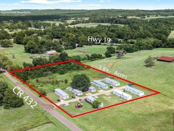 491 An County Road 432 , Palestine, TX 75803