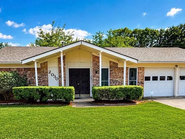 2030 Sycamore Street, Paris, TX 75460