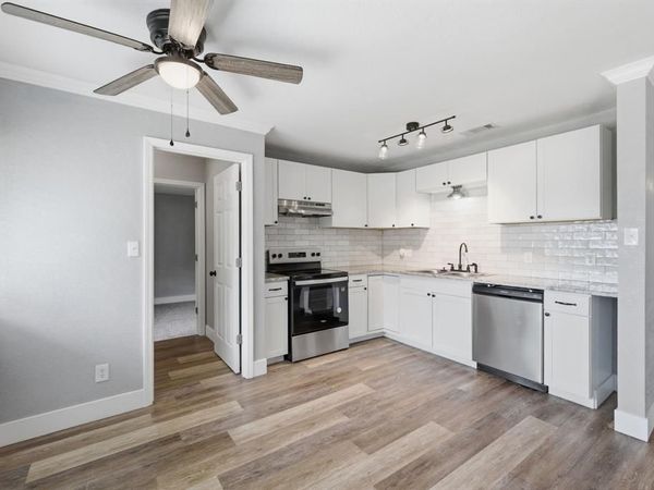 309 Kessler Drive, Granbury, TX 76048