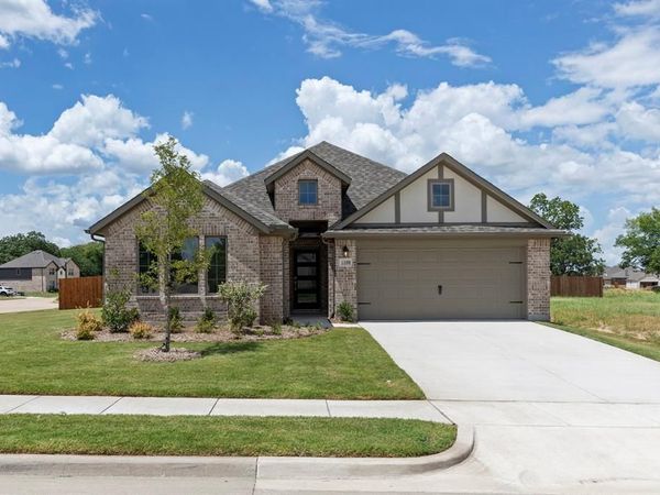 1100 Rushing Court, Aubrey, TX 76227