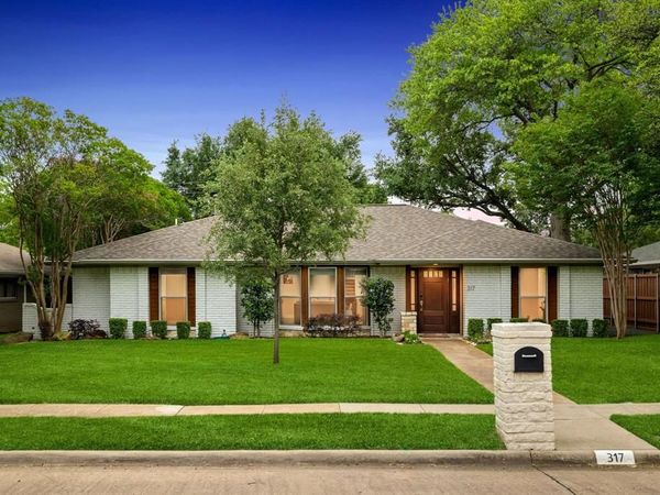 317 Woodcrest Drive, Richardson, TX 75080