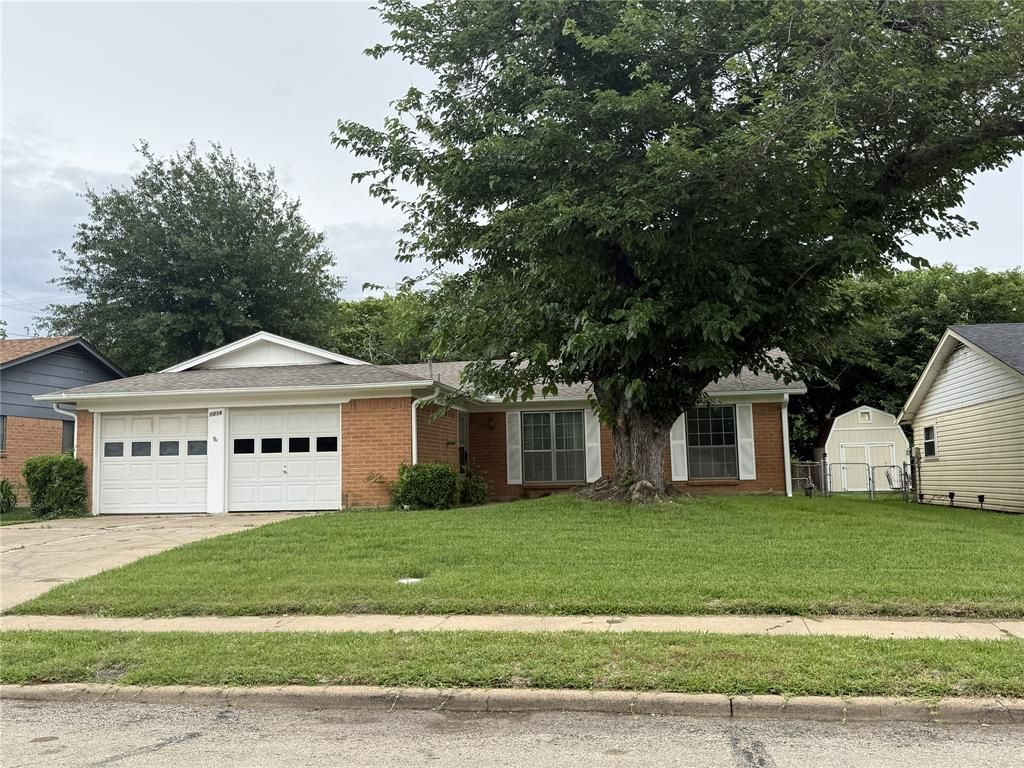 1014 Bunn Drive, Irving, TX 75061 Main Photo