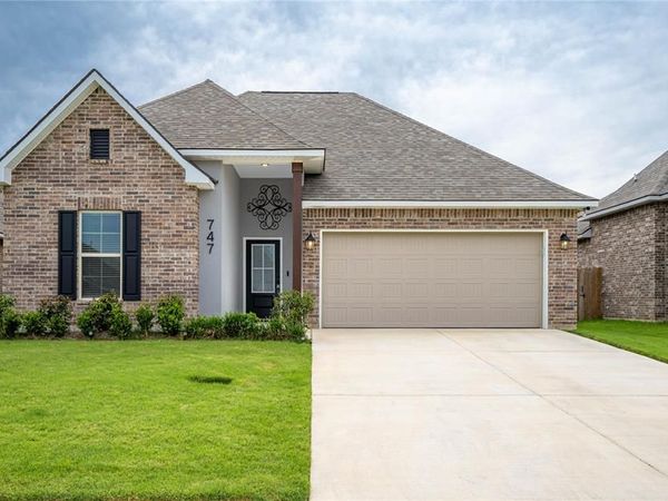 747 Crozier Drive, Bossier City, LA 71111