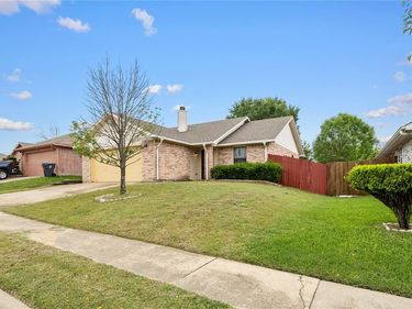 1256 Cleardale Drive, Dallas, TX 75232